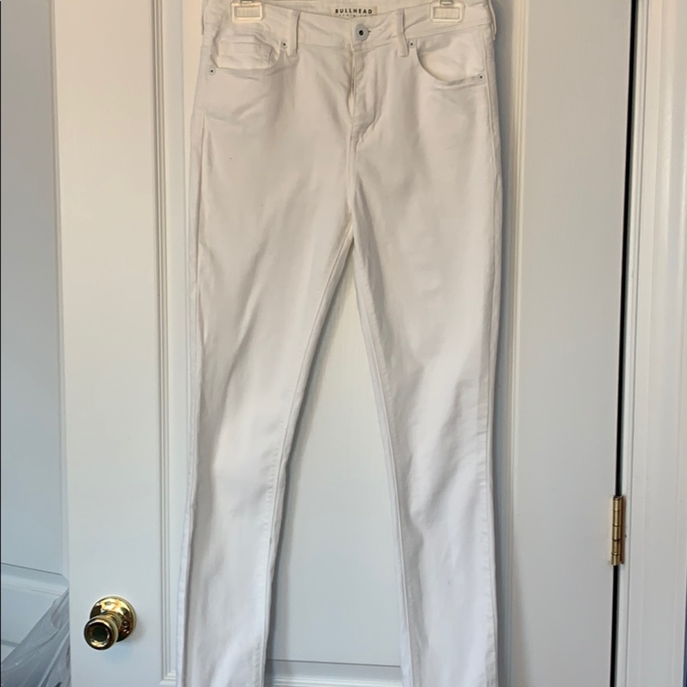 Bullhead Skinny White Jeans